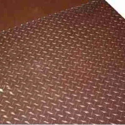 Clear Vinyl Diamond Surface Mat - Image 2